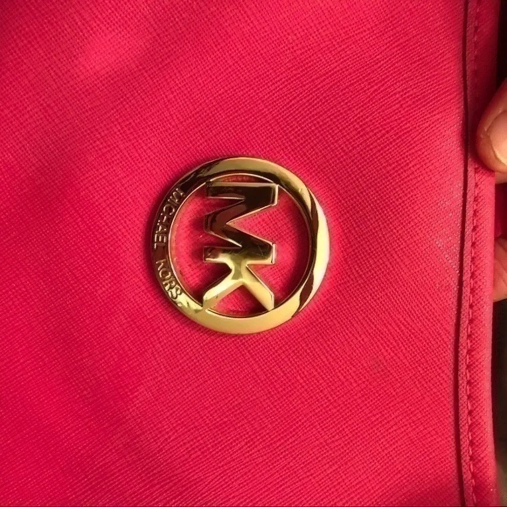 Michael kors pink saffiano leather tote bag
